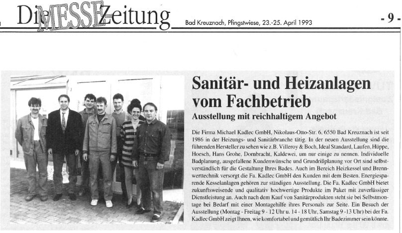 Zeitungsartikel von 1993 &uuml;ber den Fachbetrieb, daneben ein Foto des damaligen Teams vor dem Betriebsgeb&auml;ude.